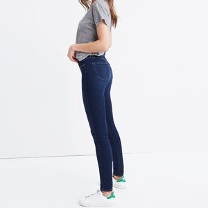Madewell 10" High-Rise Skinny Jeans in Hayes Wash (32 Tall)